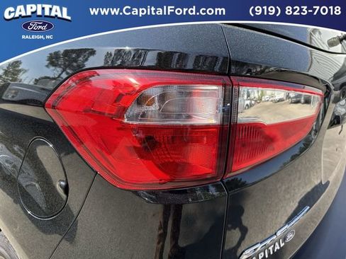 Used 2020 Ford EcoSport SE image 15