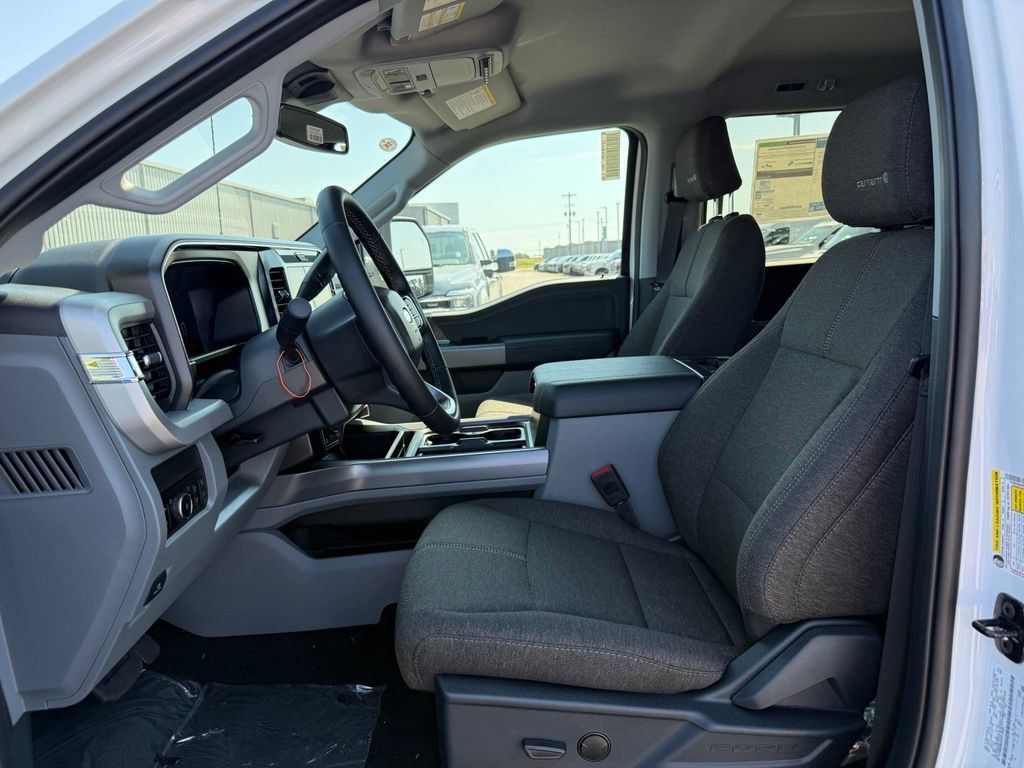 New 2027 Ford F250 XLT w/ XLT Premium Package AWD/4WD image 5