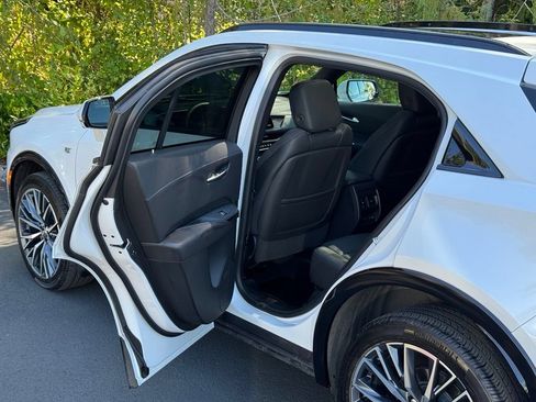 Used 2025 Cadillac XT4 Sport AWD/4WD image 12