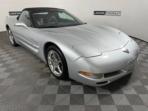 Used 2002 Chevrolet Corvette Convertible w/ Preferred Equipment Group2 RWD image 8
