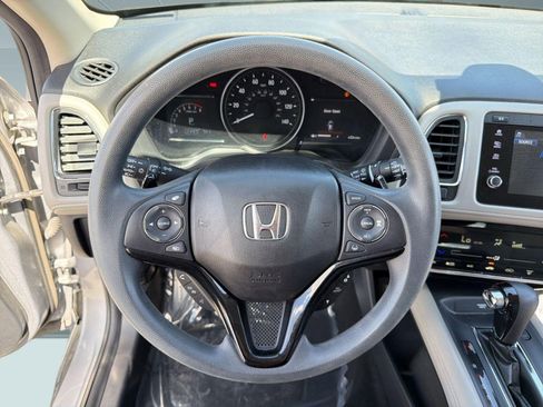 Used 2020 Honda HR-V EX image 17