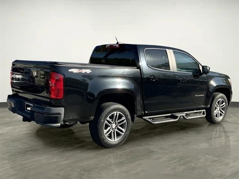 Used 2022 Chevrolet Colorado W/T w/ Custom Special Edition image 8
