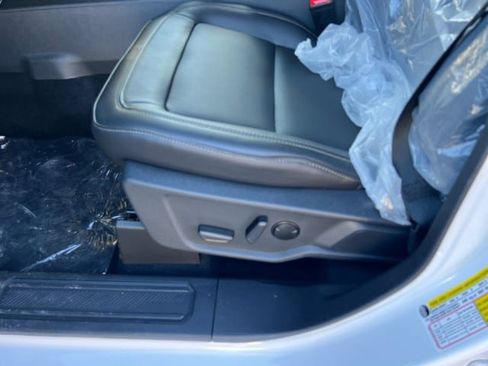 New 2025 Ford Bronco Badlands w/ Sasquatch Package image 8