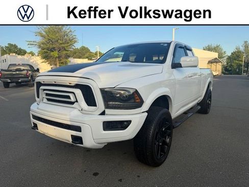 Used 2019 RAM 1500 Warlock AWD/4WD image 1