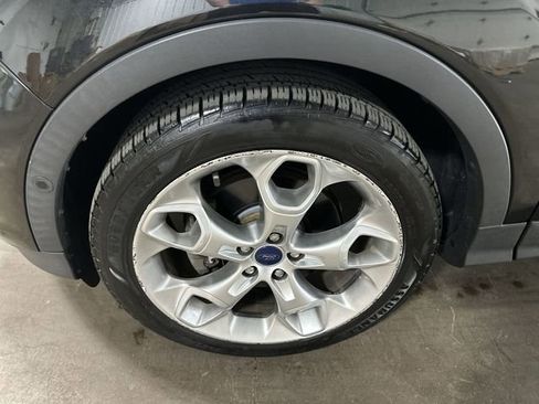 Used 2014 Ford Escape Titanium w/ Equipment Group 401A image 23