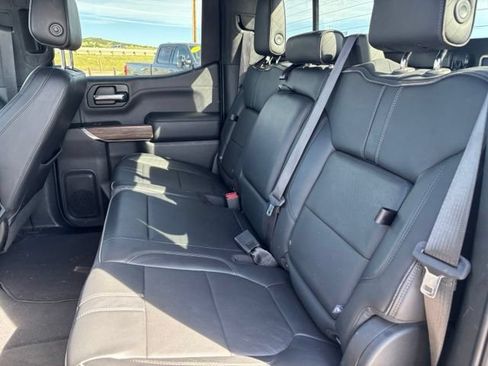 Used 2019 Chevrolet Silverado 1500 High Country w/ Technology Package AWD/4WD image 18