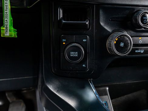 Used 2024 Ford F150 STX AWD/4WD image 22