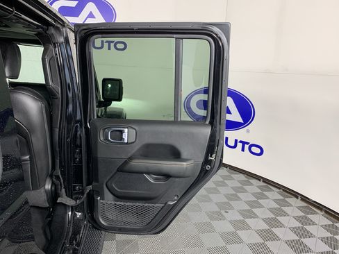 Used 2021 Jeep Wrangler Unlimited Sahara AWD/4WD image 35