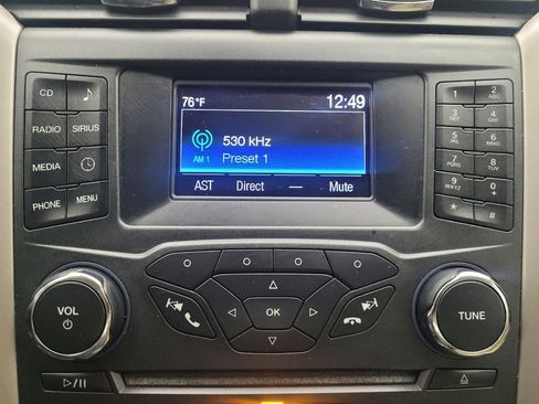 Used 2016 Ford Fusion SE image 25