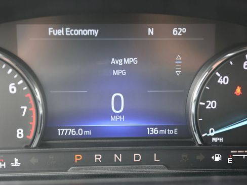 Used 2023 Ford Explorer XLT w/ Equipment Group 202A AWD/4WD image 43
