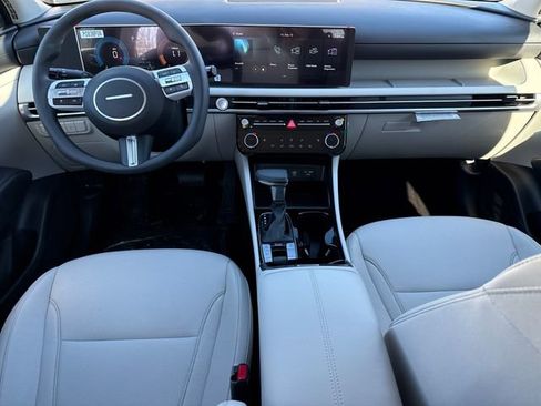 New 2026 Hyundai Tucson SEL image 16