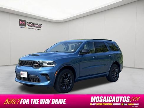 Used 2024 Dodge Durango GT AWD/4WD image 3