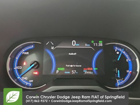 Used 2025 Toyota RAV4 XLE AWD/4WD image 23