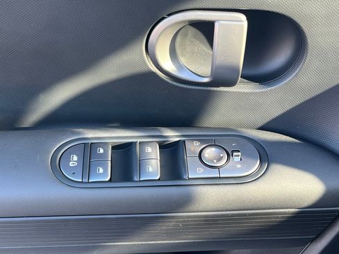 New 2026 Hyundai Ioniq 5 SE image 22