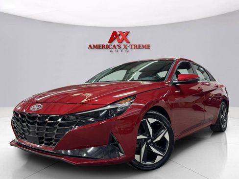 Used 2023 Hyundai Elantra Limited w/ Winter Weather Package FWD image 1