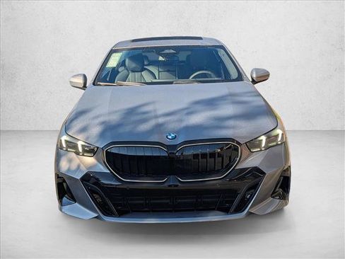 Used 2026 BMW 530i xDrive AWD/4WD image 2