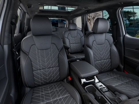 New 2025 Kia Telluride SX Prestige X-Pro image 15