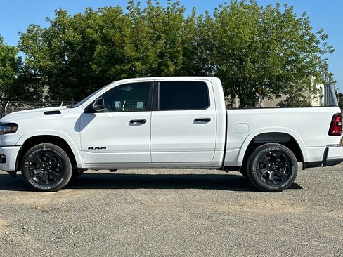 New 2026 RAM 1500 4x4 Crew Cab image 6