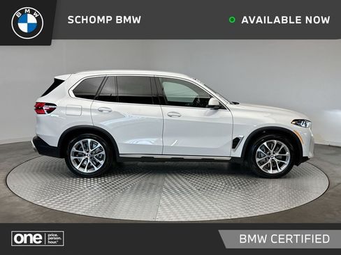 Certified 2026 BMW X5 xDrive50e w/ Climate Comfort Package AWD/4WD image 1