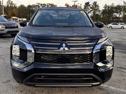 New 2026 Mitsubishi Outlander ES