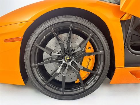 Used 2016 Lamborghini Aventador LP 700-4 image 33