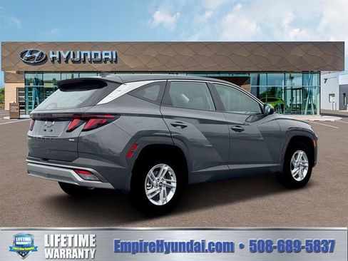 New 2026 Hyundai Tucson SE image 8