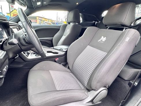 Used 2022 Dodge Challenger R/T Scat Pack image 13