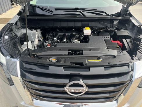 Used 2025 Nissan Pathfinder SL FWD image 27