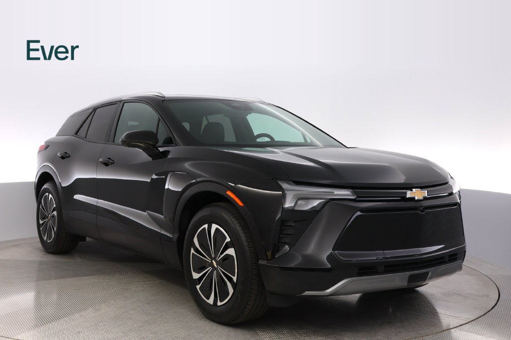 Used 2024 Chevrolet Blazer EV LT AWD/4WD image 13