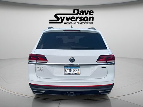 Used 2023 Volkswagen Atlas SE w/ Panoramic Sunroof Package AWD/4WD image 5