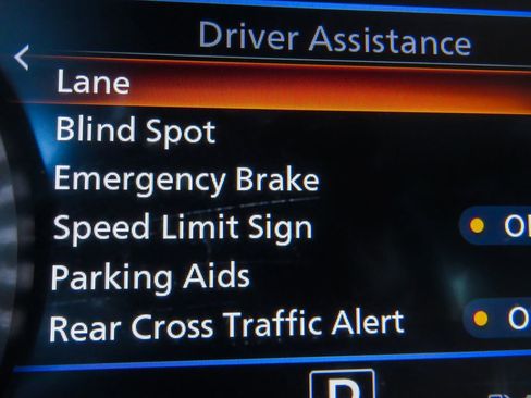 Certified 2023 Nissan Sentra SR image 12