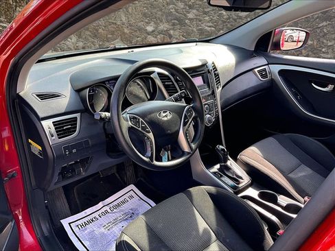 Used 2013 Hyundai Elantra GT FWD image 12