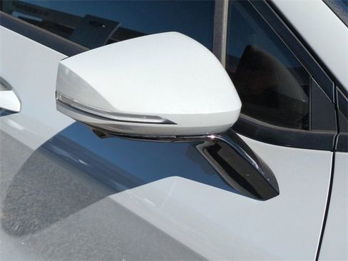 Used 2023 Kia Sportage SX image 12