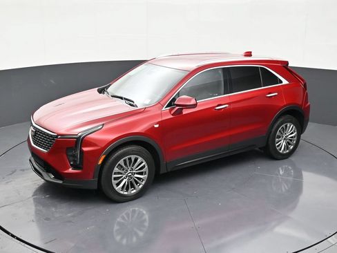 Certified 2024 Cadillac XT4 Premium Luxury w/ Technology Package FWD image 12