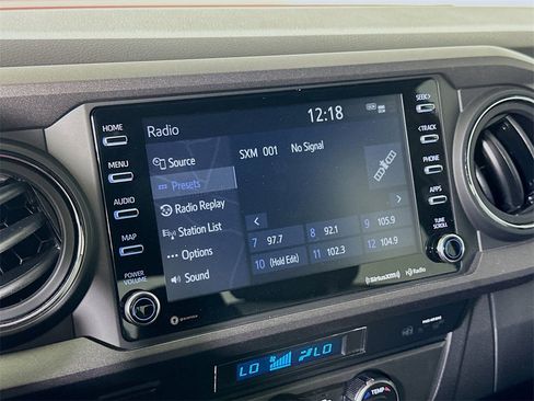 Used 2023 Toyota Tacoma TRD Sport image 30