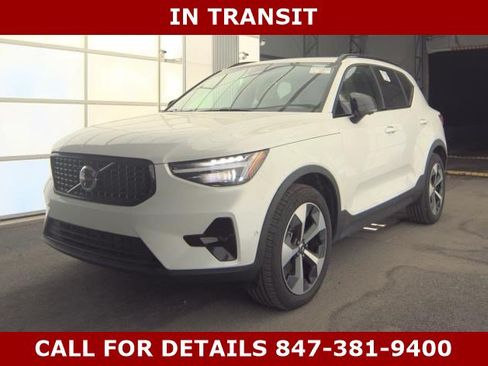 Used 2026 Volvo XC40 B5 Plus AWD/4WD image 1