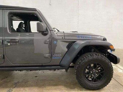 Used 2024 Jeep Wrangler Unlimited image 99