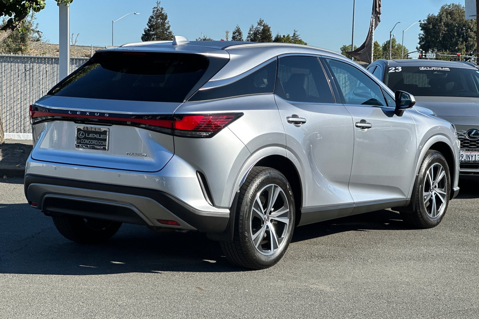 Certified 2025 Lexus RX 350 Premium w/ Accessory Package (K3) FWD image 4