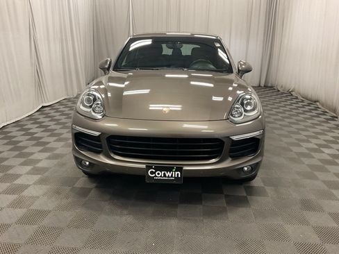 Used 2016 Porsche Cayenne AWD/4WD image 13