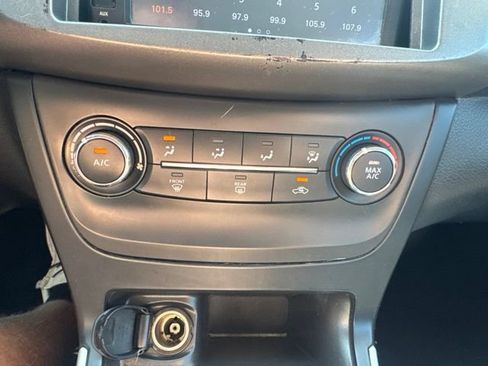 Used 2019 Nissan Sentra S FWD image 17