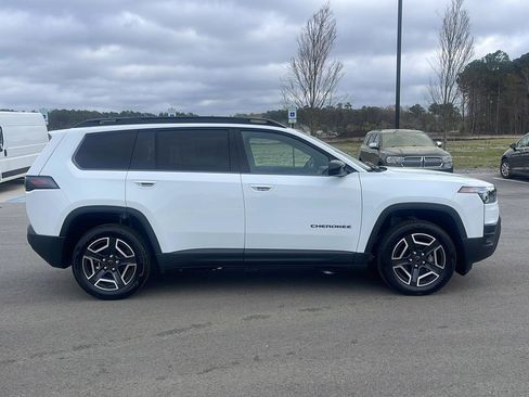 New 2026 Jeep Cherokee Laredo AWD/4WD image 8