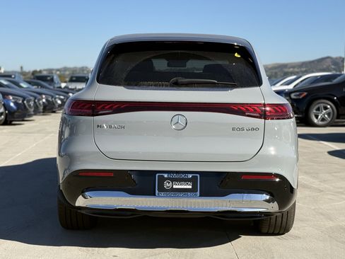 New 2025 Mercedes-Benz Maybach EQS 680 4MATIC image 9