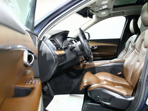 Used 2018 Volvo XC90 T6 Inscription w/ Convenience Package image 19