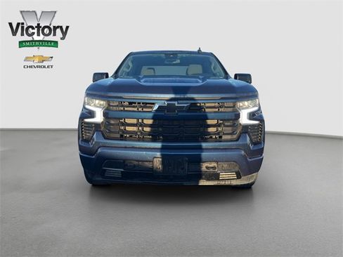 Used 2023 Chevrolet Silverado 1500 RST image 2