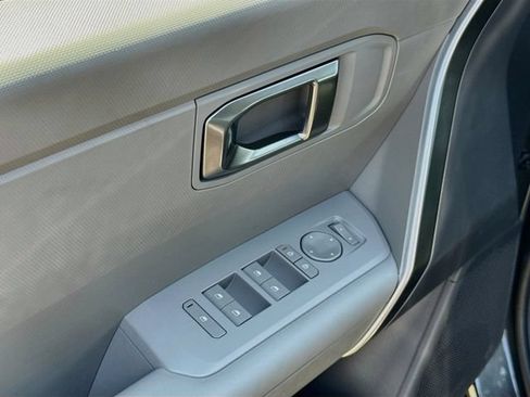 New 2027 Kia Seltos S FWD image 17
