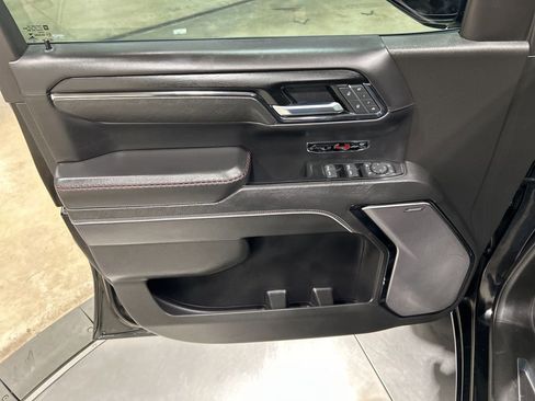 Used 2022 GMC Sierra 1500 AT4X image 13