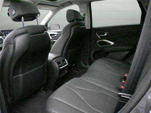 Used 2022 Acura RDX SH-AWD image 10