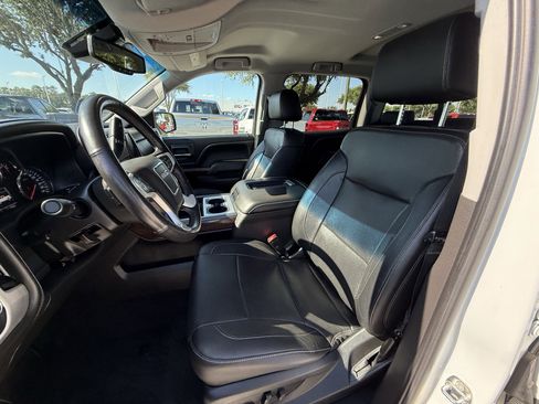Used 2018 GMC Sierra 1500 SLT w/ Enhanced Driver Alert Package RWD image 26