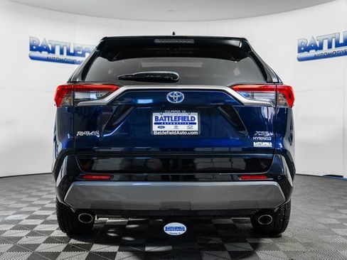 Used 2019 Toyota RAV4 XSE image 5