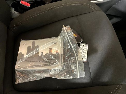 Used 2019 Chevrolet Trax LS FWD image 33